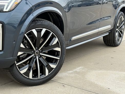 New 2026 Volvo XC90 B6 Plus image 10