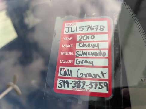 Used 2010 Chevrolet Silverado 1500 LTZ w/ Convenience Package image 21