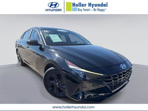 Certified 2023 Hyundai Elantra SEL w/ Cargo Package image 1