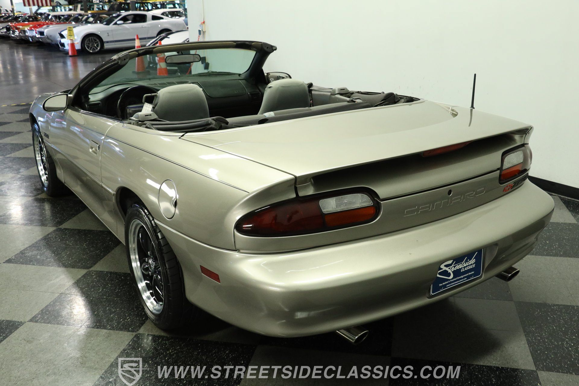 Used 1999 Chevrolet Camaro Z28 RWD image 8