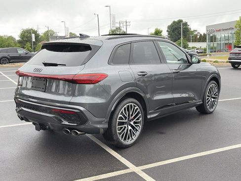New 2026 Audi SQ5 Premium Plus AWD/4WD image 7