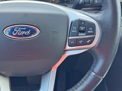 Used 2021 Ford Explorer Limited w/ Equipment Group 301A image 23