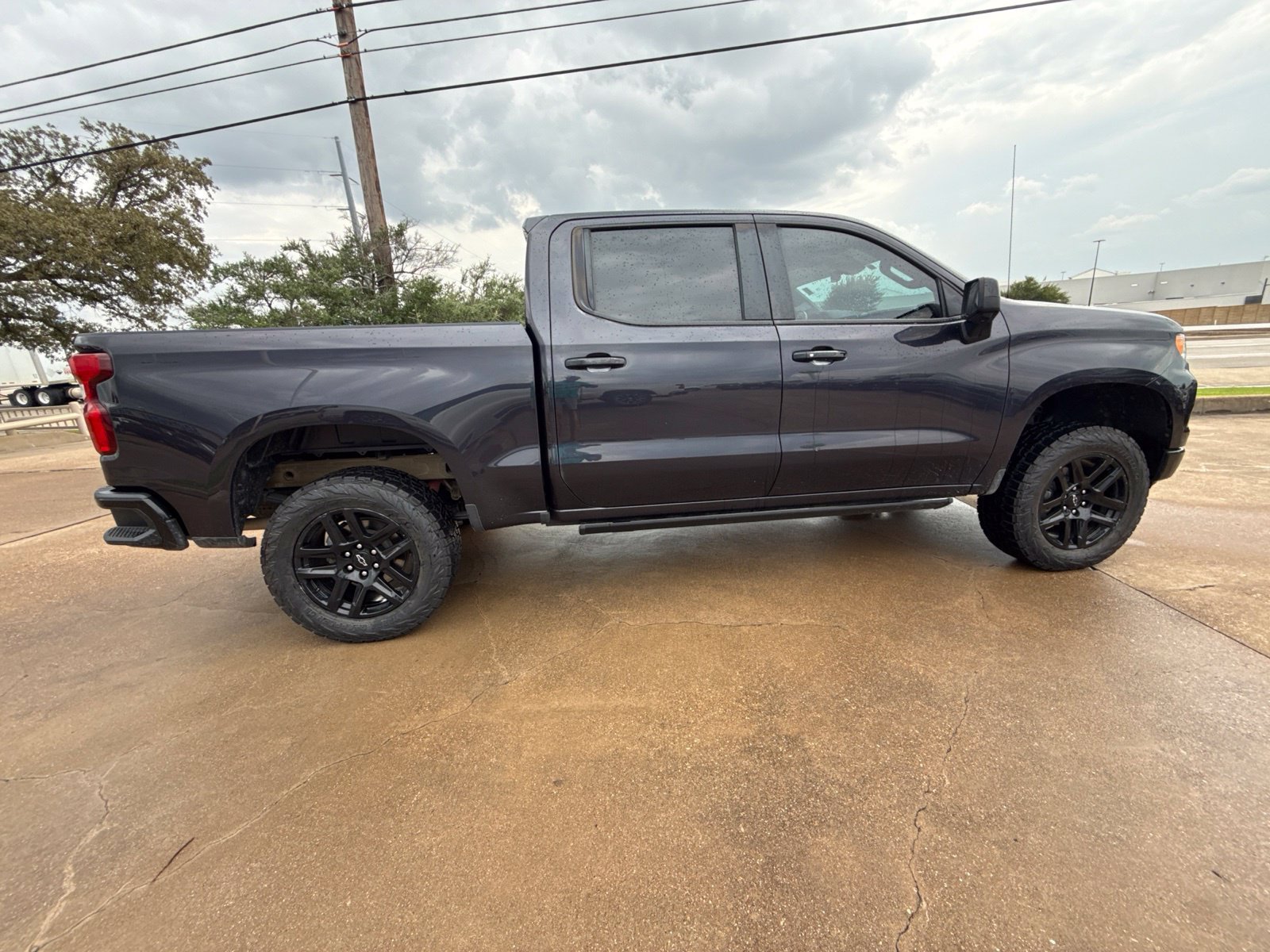 Used 2022 Chevrolet Silverado 1500 LT Trail Boss w/ Convenience Package II AWD/4WD image 8