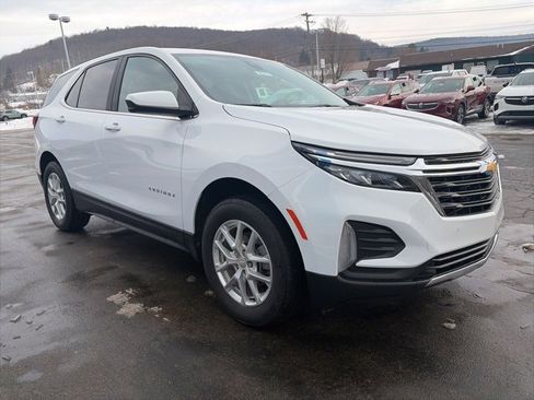 Used 2022 Chevrolet Equinox LT image 3