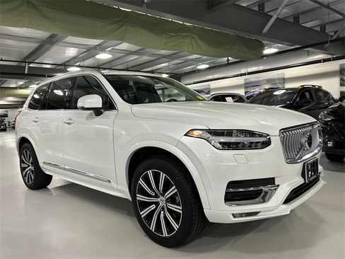 Certified 2024 Volvo XC90 B5 Core w/ Protection Package Premier image 1