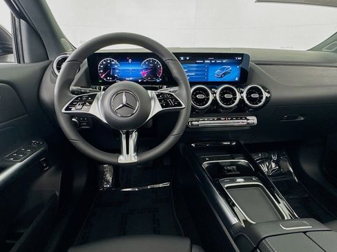 New 2026 Mercedes-Benz GLA 250 image 4