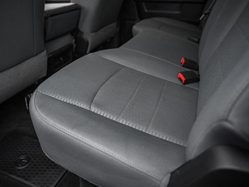 Used 2017 RAM 2500 Tradesman w/ Chrome Appearance Group image 39