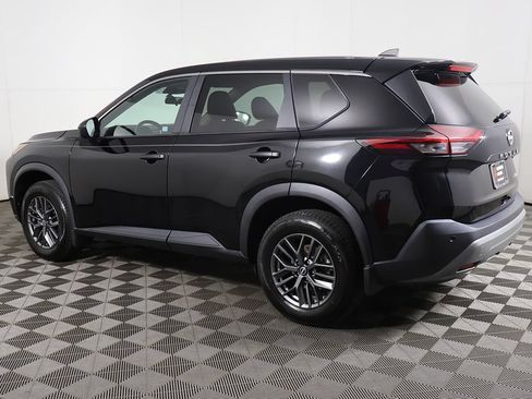 Used 2023 Nissan Rogue S AWD/4WD image 10