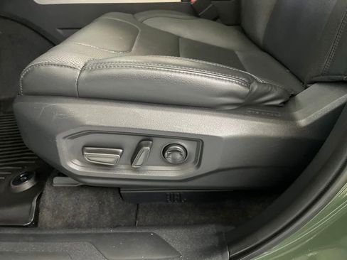 Used 2023 Toyota Tundra Limited AWD/4WD image 55