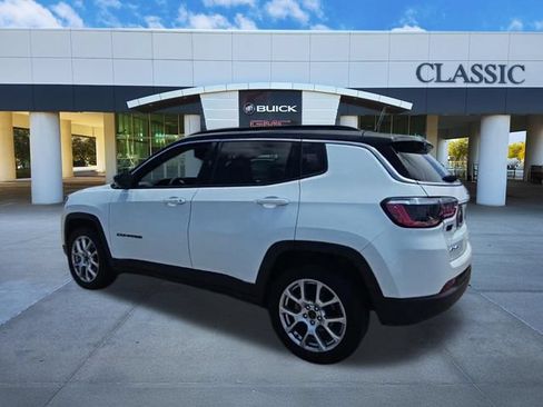 Used 2025 Jeep Compass Limited AWD/4WD image 6