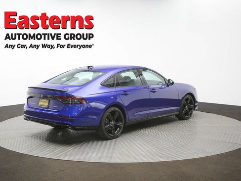 Used 2025 Honda Accord Sport image 42