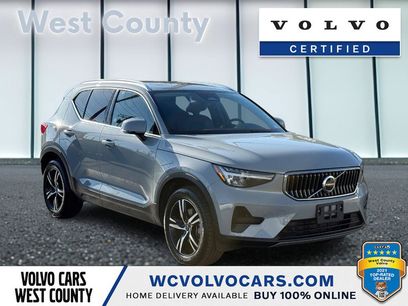 Certified 2025 Volvo XC40 B5 Core