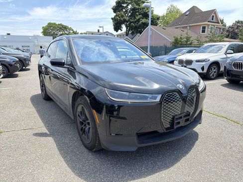 Certified 2024 BMW iX xDrive50 AWD/4WD image 2