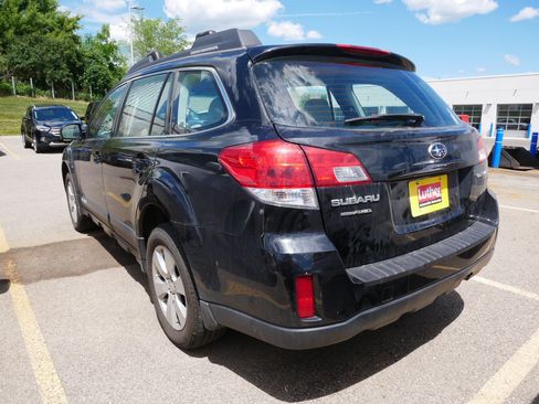 Used 2012 Subaru Outback 2.5i AWD/4WD image 4