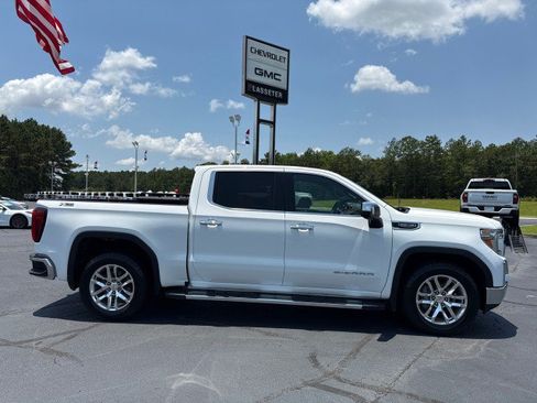 Used 2020 GMC Sierra 1500 SLT w/ SLT Premium Plus Package AWD/4WD image 2
