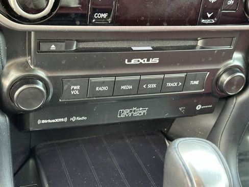 Used 2022 Lexus GX 460 Luxury w/ Sport Design Package AWD/4WD image 19
