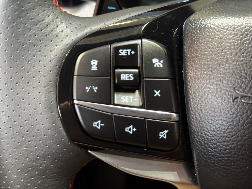 Used 2026 Ford Explorer ST AWD/4WD image 23