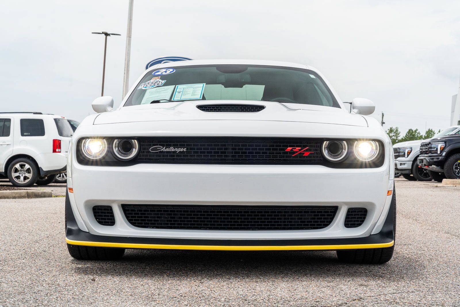 Used 2023 Dodge Challenger R/T Scat Pack RWD image 2