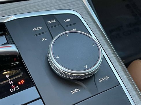 Used 2025 BMW 330i Sedan image 30