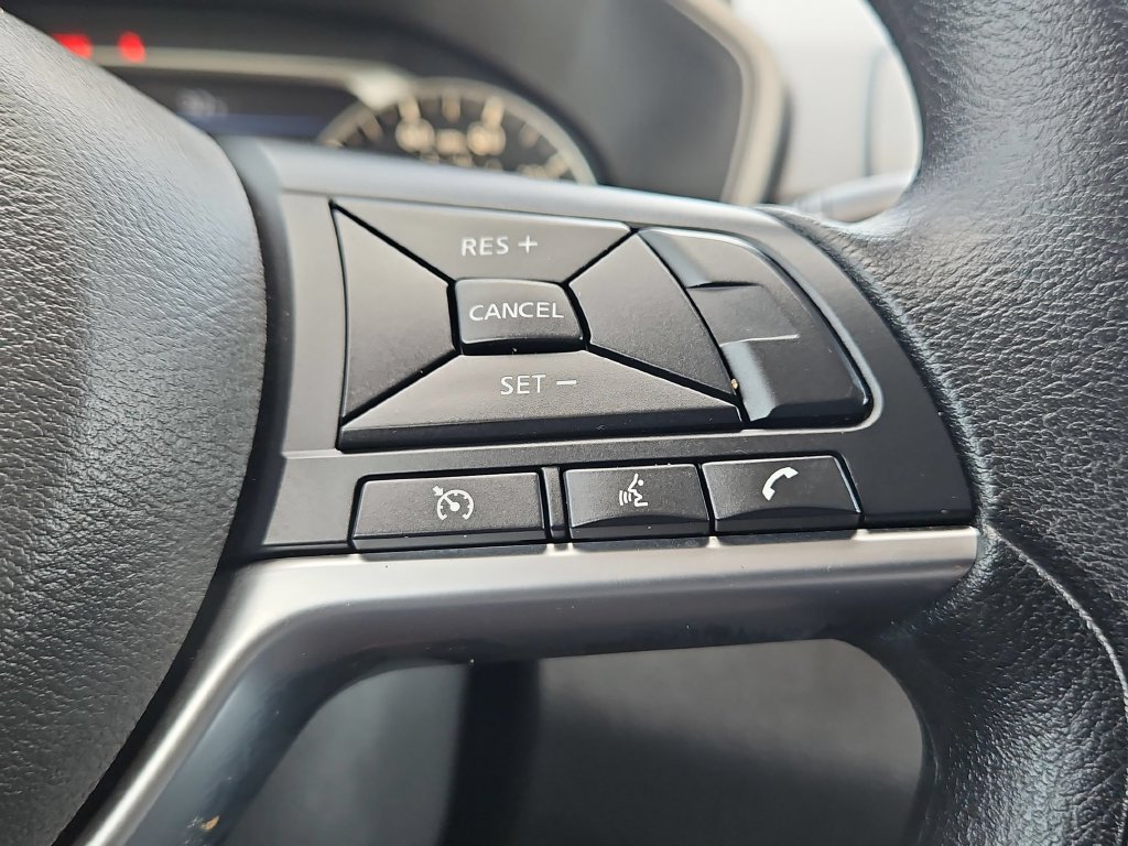 Used 2025 Nissan Altima 2.5 SV FWD image 22