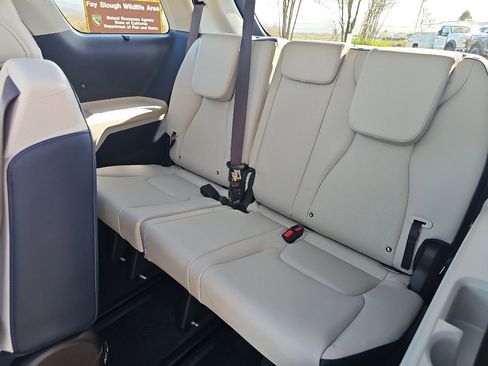 New 2026 Kia Carnival SX image 24