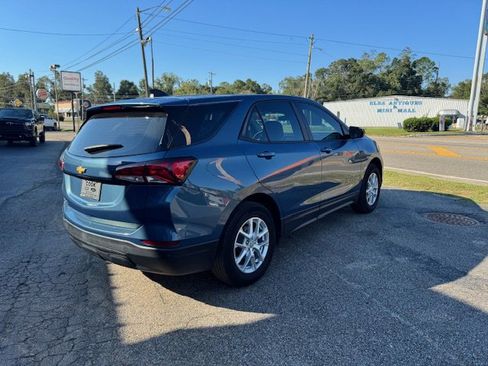 Used 2024 Chevrolet Equinox LS w/ Driver Confidence II Package image 6