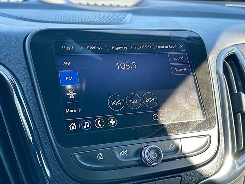 Certified 2023 Chevrolet Equinox RS w/ RS Leather Package image 15