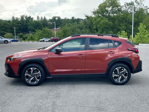 Certified 2024 Subaru Crosstrek 2.0i Premium AWD/4WD image 2