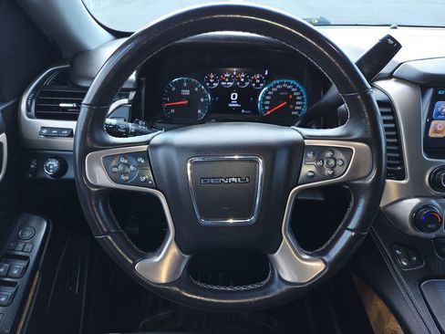 Used 2017 GMC Yukon Denali w/ Open Road Package AWD/4WD image 13