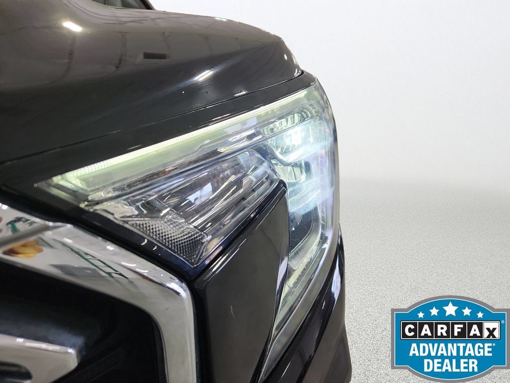 Used 2023 GMC Terrain SLT w/ Infotainment Package II AWD/4WD image 30