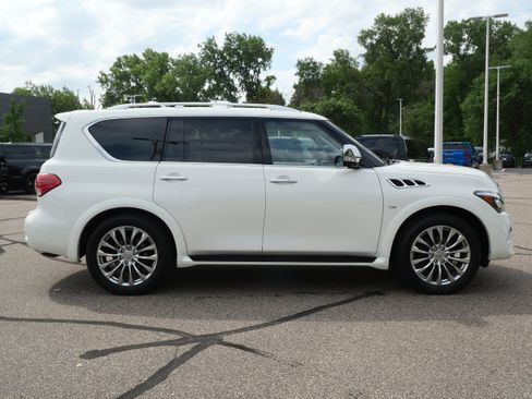Used 2017 INFINITI QX80 4WD w/ Deluxe Technology Package image 11