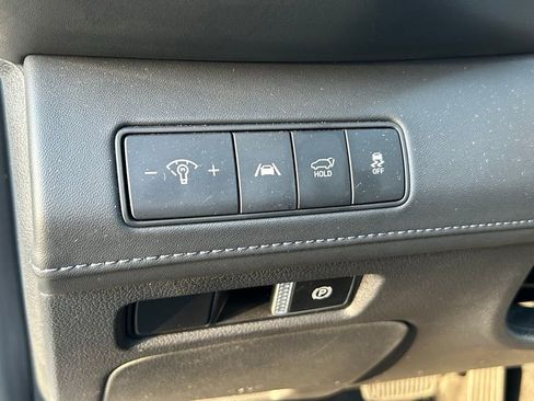 Used 2023 Hyundai Santa Fe SEL w/ Premium Package FWD image 18