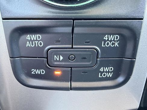 Used 2017 RAM 1500 Big Horn AWD/4WD image 24