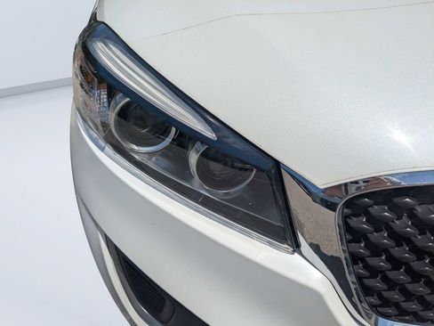 Used 2017 Kia Sorento FWD w/ LX Convenience Package image 9