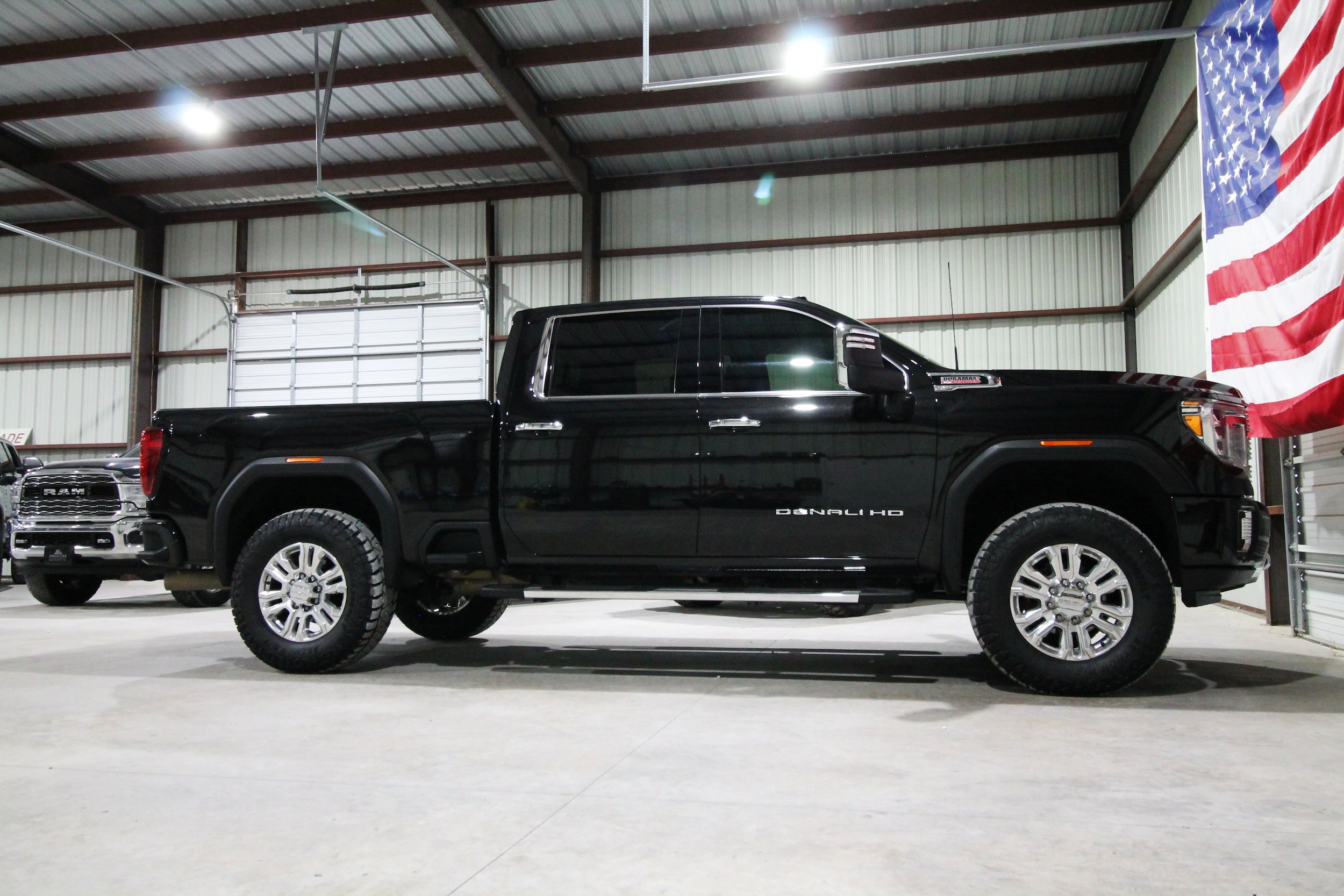 Used 2022 GMC Sierra 2500 Denali w/ Denali Ultimate Package AWD/4WD image 14