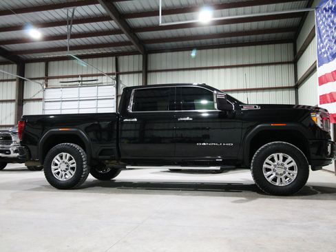 Used 2022 GMC Sierra 2500 Denali w/ Denali Ultimate Package AWD/4WD image 14