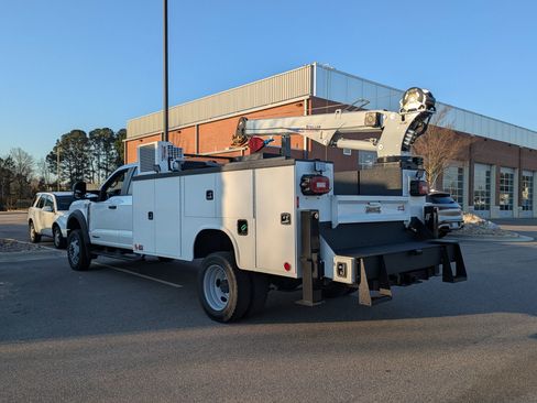 New 2026 Ford F550 4x4 Supercab Super Duty image 6