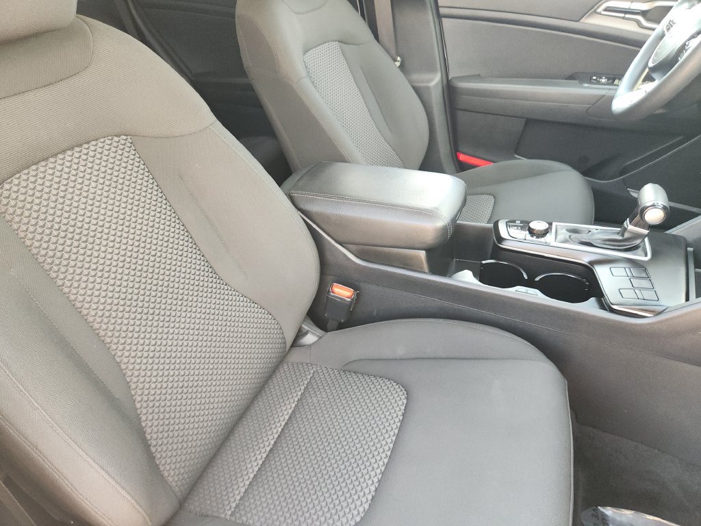 Certified 2024 Kia Sportage LX FWD image 23