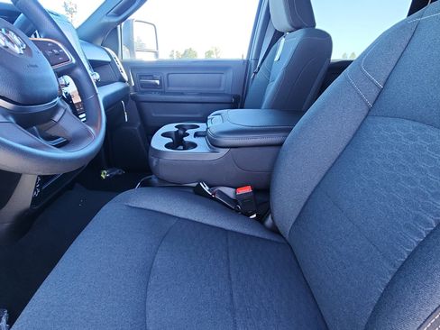 New 2026 RAM 2500 Tradesman AWD/4WD image 17
