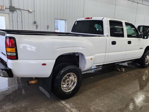 Used 2003 Chevrolet Silverado 3500 LS image 4