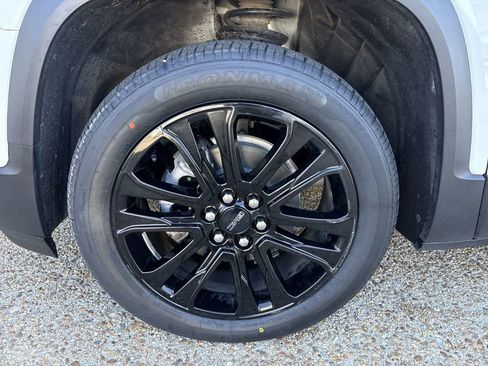 Certified 2023 GMC Acadia SLT w/ Elevation Edition AWD/4WD image 34