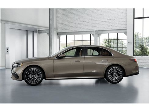 New 2026 Mercedes-Benz E 350 4MATIC Sedan image 37