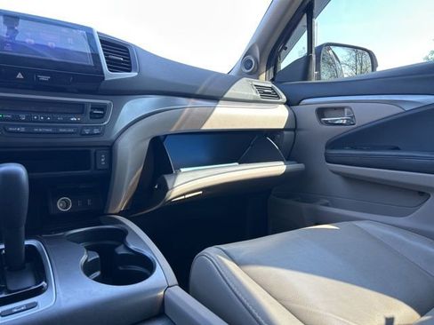 Used 2016 Honda Pilot EX-L image 16