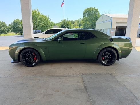 Used 2021 Dodge Challenger SRT Hellcat Redeye RWD image 3