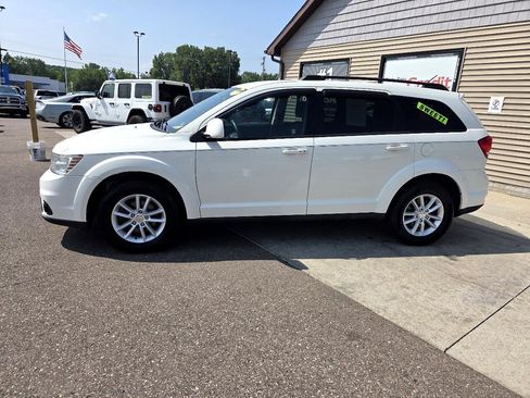 Used 2013 Dodge Journey SXT w/ Flexible Seating Group image 8