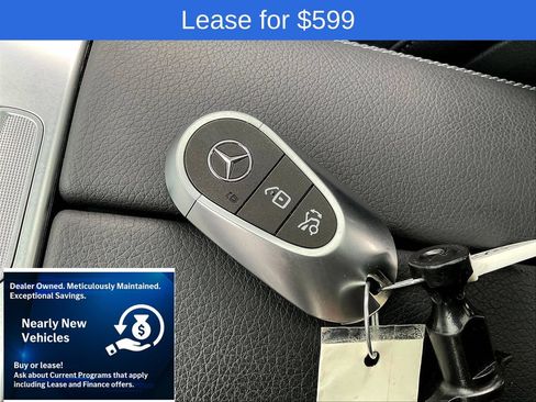 Used 2026 Mercedes-Benz GLC 300 4MATIC image 36