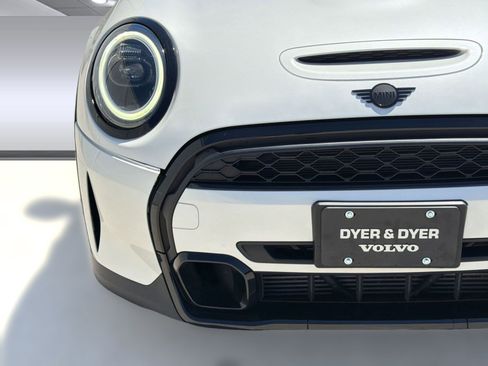 Used 2024 MINI Cooper S w/ Signature Upholstery Package FWD image 11