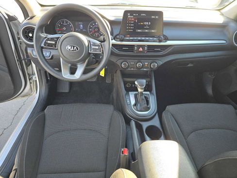 Used 2021 Kia Forte LXS image 19