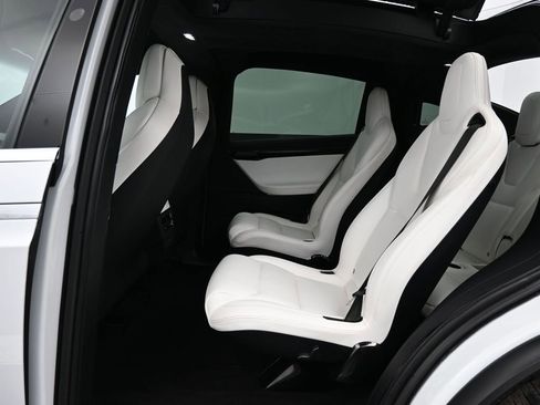 Used 2018 Tesla Model X 100D image 20
