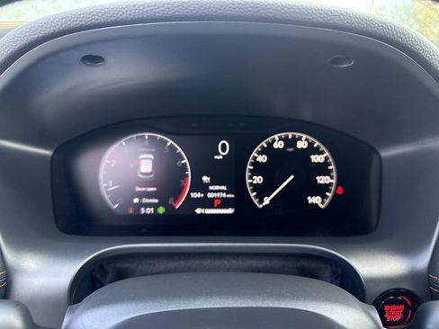 Certified 2026 Honda HR-V Sport image 28